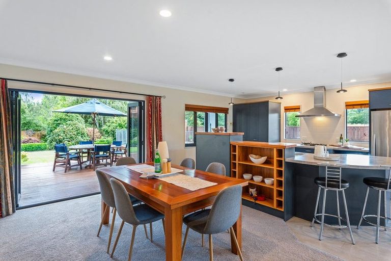 Photo of property in 33 Killalea Place, Paraparaumu, 5032