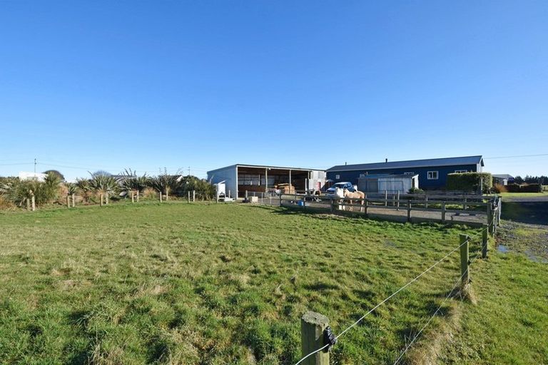 Photo of property in 111 Avon Road, Clifton, Invercargill, 9812