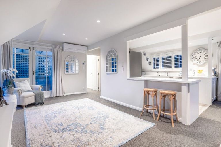 Photo of property in 38 Whanake Street, Titahi Bay, Porirua, 5022