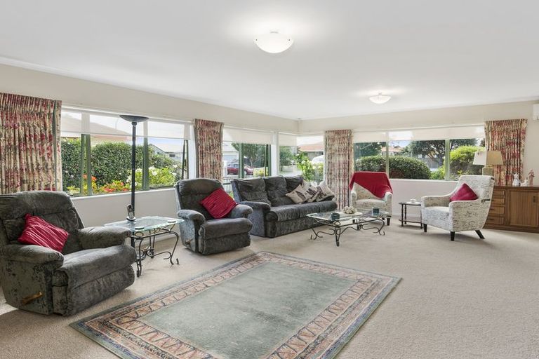Photo of property in 111 Blake Boulevard, Papamoa Beach, Papamoa, 3118