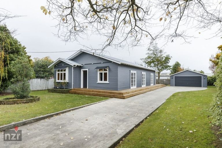 Photo of property in 16 Pirinoa Street, Feilding, 4702