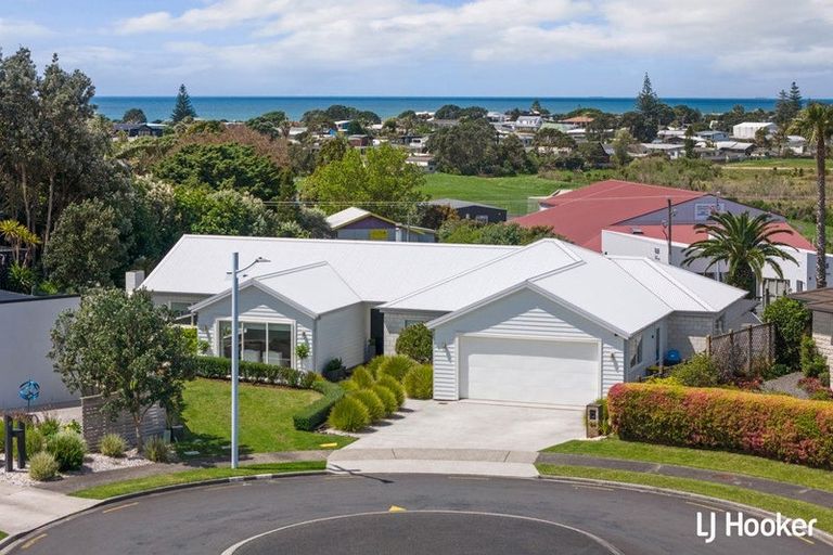 Photo of property in 22 Ralph Lane, Waihi Beach, 3611