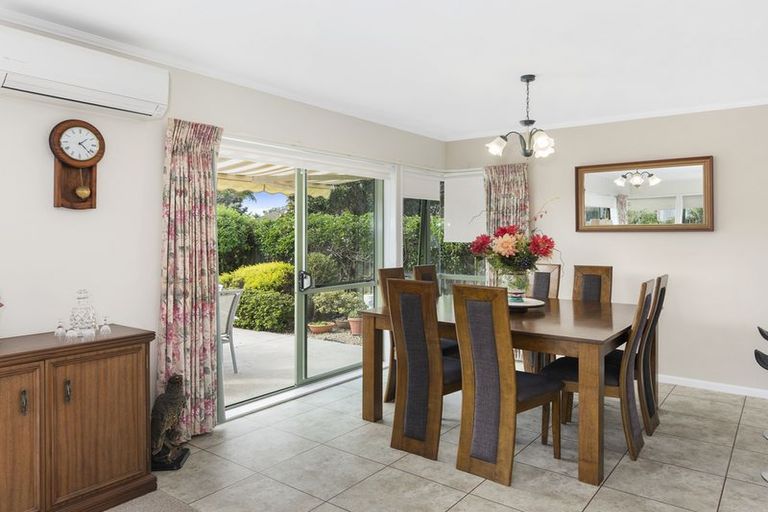 Photo of property in 111 Blake Boulevard, Papamoa Beach, Papamoa, 3118