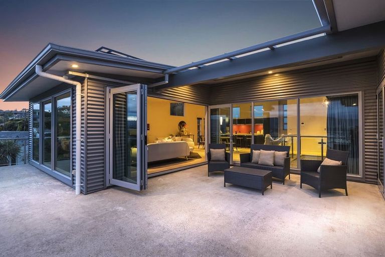 Photo of property in 50 Shandon Road, Vauxhall, Dunedin, 9013