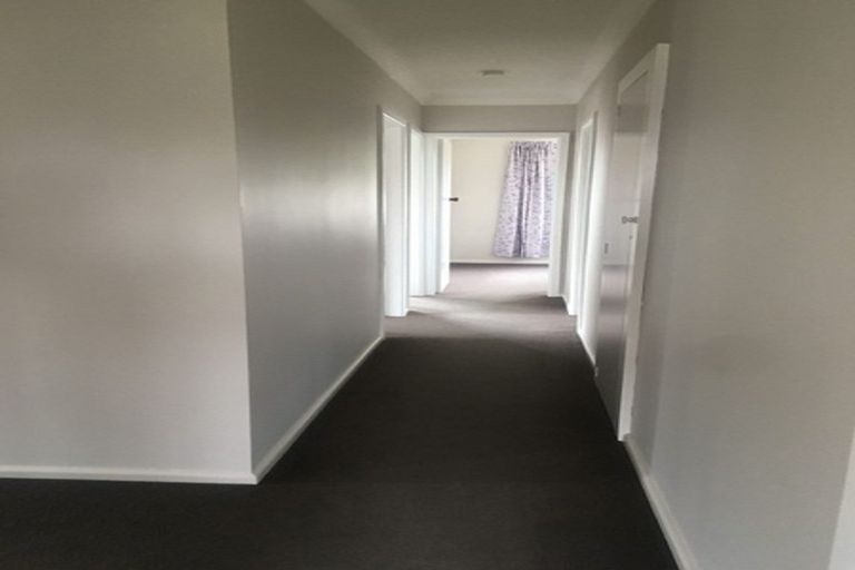 Photo of property in 44 Dunstan Crescent, Hornby, Christchurch, 8042