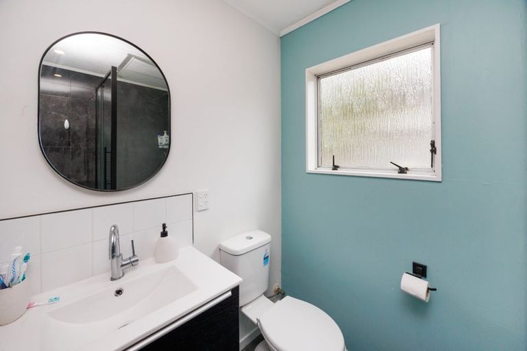 Photo of property in 23a Rhodes Drive, Kelvin Grove, Palmerston North, 4414