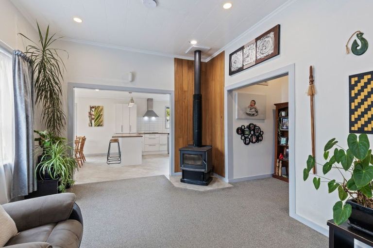 Photo of property in 20b Calgher Avenue, Waitara, 4320