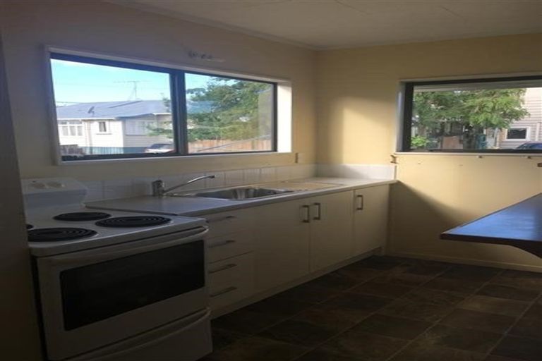 Photo of property in 3 Rose Place, Te Kamo, Whangarei, 0112