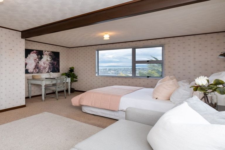 Photo of property in 49 Cameron Road, Bluff Hill, Napier, 4110