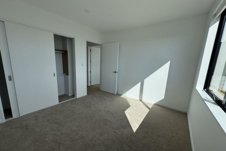 Photo of property in 32 Ridgehill Rise, Flat Bush, 2019