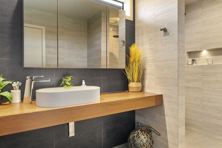 Photo of property in 27 Pomona Road, Ruby Bay, Upper Moutere, 7173