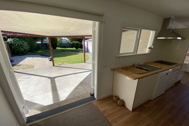 Photo of property in 11 Kellys Road, Mairehau, Christchurch, 8052