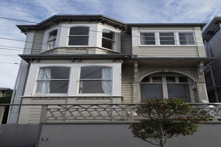 Photo of property in 64 Wright Street, Mount Cook, Wellington, 6021