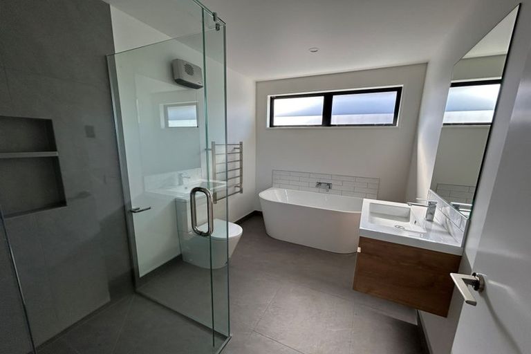 Photo of property in 141 Burdon Loop, Lake Hawea, 9382