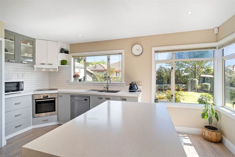 Photo of property in 215 Barrington Street, Somerfield, Christchurch, 8024