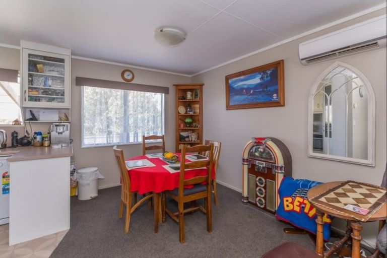 Photo of property in 44 Te Kiri Street, Himatangi Beach, Foxton, 4891
