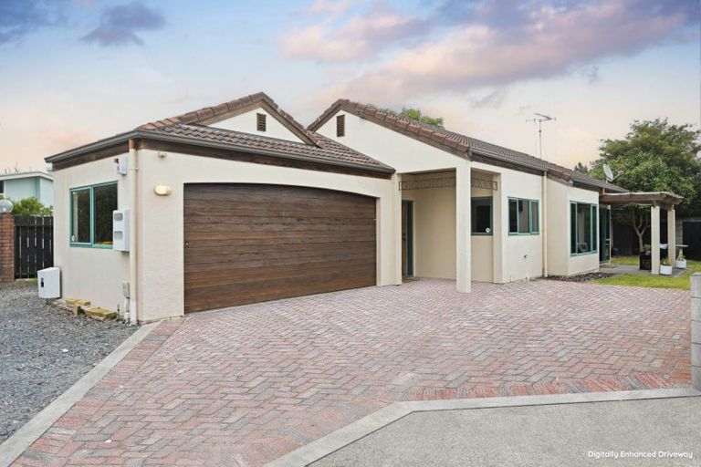 Photo of property in 4/84 Braid Road, St Andrews, Hamilton, 3200