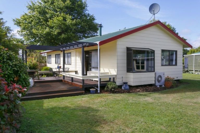 Photo of property in 18 Raukura Street, Turangi, 3334