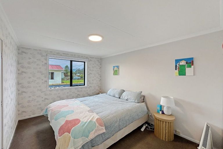 Photo of property in 19 Charlton Road, Gore, 9710