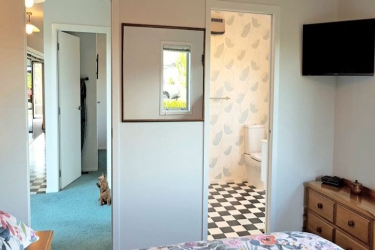 Photo of property in 39 Pukeko Way, Kinloch, Taupo, 3377