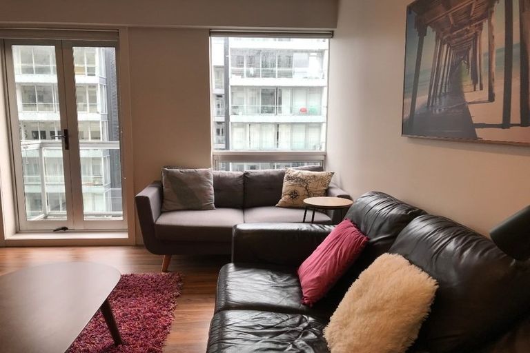 Photo of property in Terrace Heights Apartments, 8b/163 The Terrace, Wellington Central, Wellington, 6011