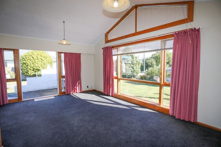 Photo of property in 17 Riwai Street, Templeton, Christchurch, 8042
