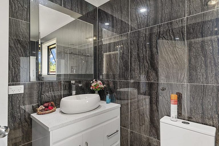 Photo of property in 48 Isabella Drive, Pukekohe, 2120