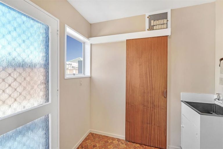 Photo of property in 70a Cutts Road, Russley, Christchurch, 8042