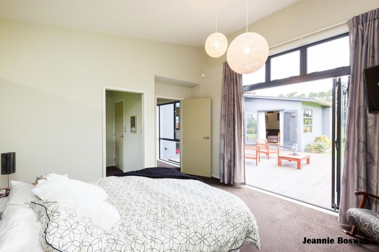 Photo of property in 5/454 Stoney Creek Road, Kelvin Grove, Palmerston North, 4470