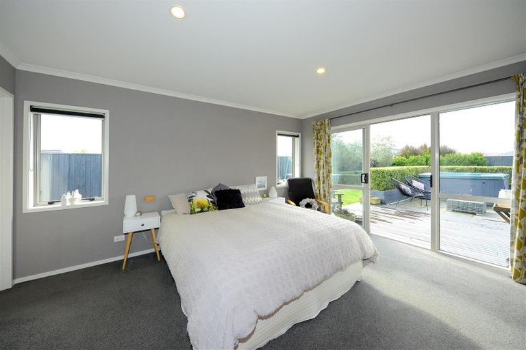 Photo of property in 7 Raymond Place, West Melton, 7618