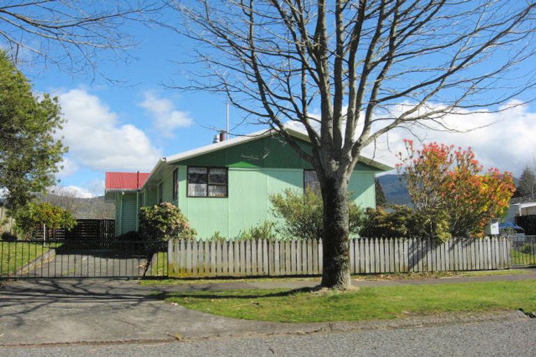 Photo of property in 33 Te Aonini Road, Turangi, 3334