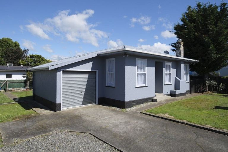 Photo of property in 18 Swinburn Street, Dannevirke, 4930