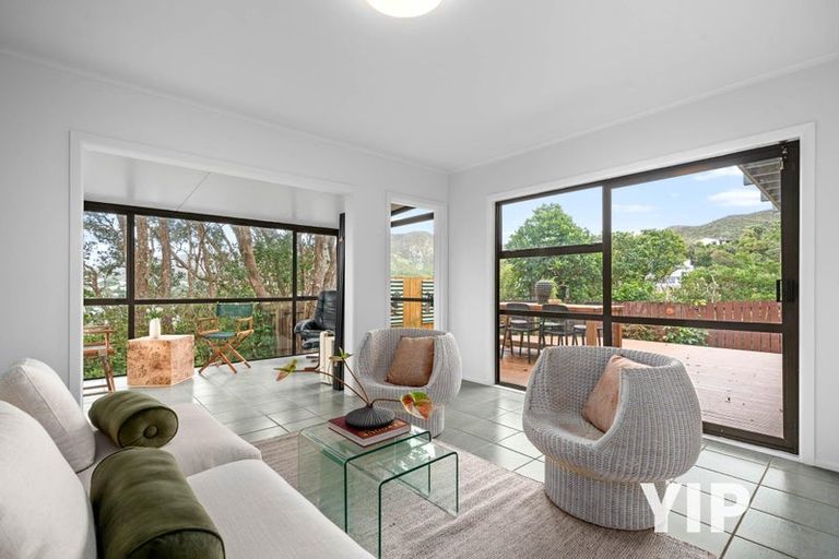 Photo of property in 11 Kau Kau Way, Ngaio, Wellington, 6035