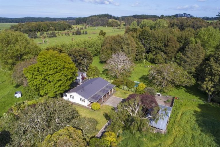 Photo of property in 18 Poplar Grove, Bulls, 4818