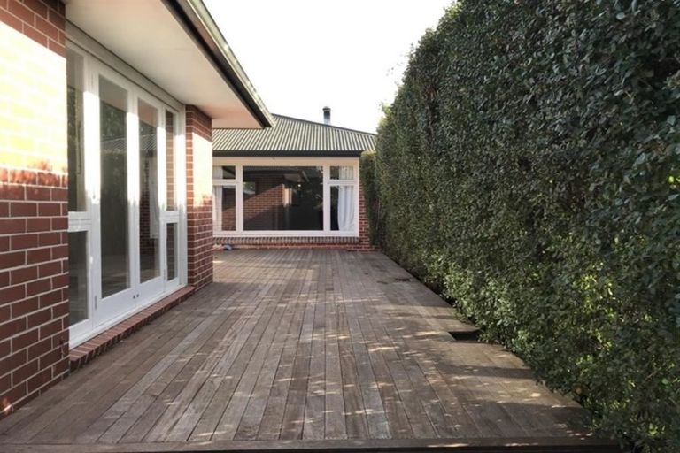 Photo of property in 14 Shearer Avenue, Papanui, Christchurch, 8052