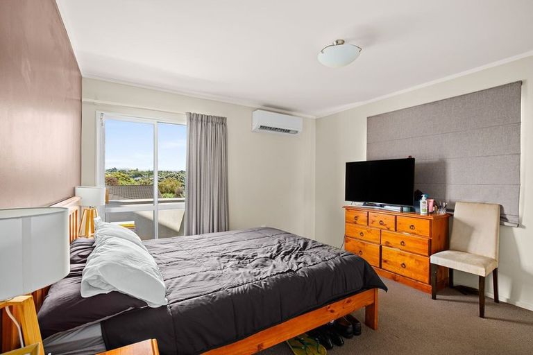 Photo of property in 5/16 Arahoe Road, New Lynn, Auckland, 0600