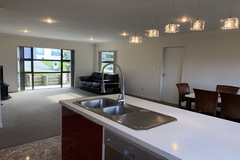 Photo of property in 4 Park Grove, Belmont, Lower Hutt, 5010