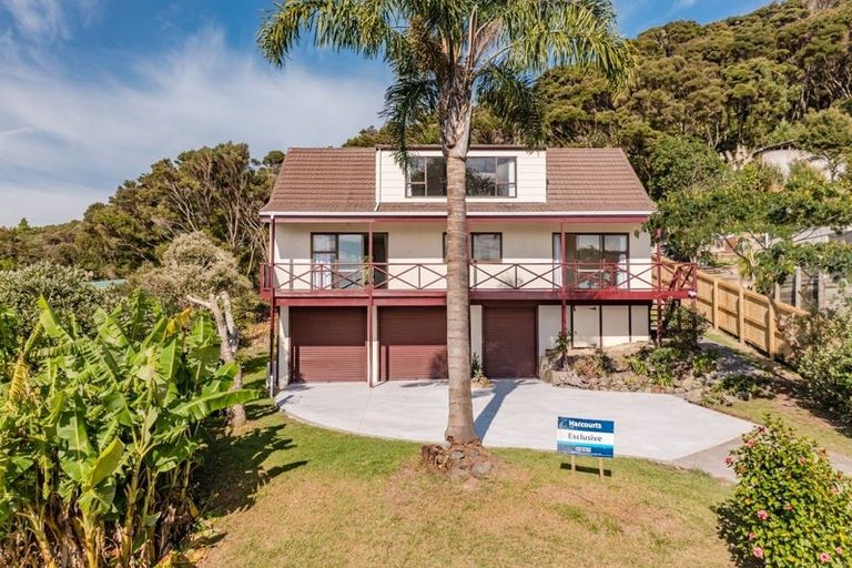 Photo of property in 56 Tahuna Road, Paihia, 0200