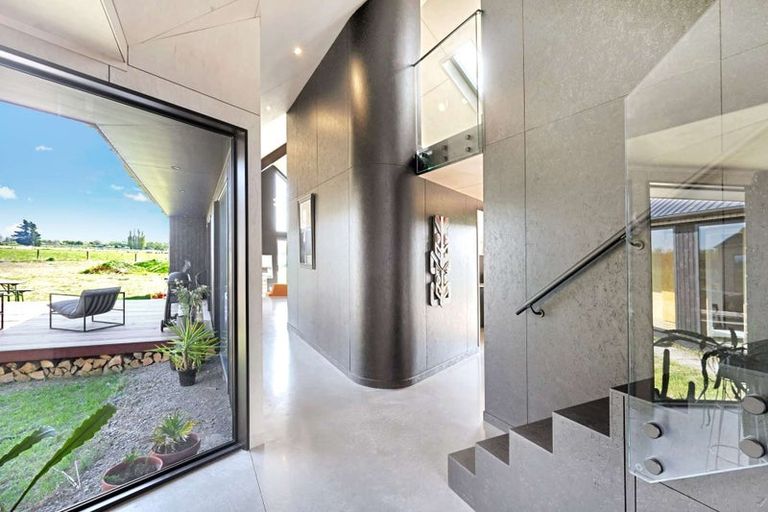 Photo of property in 82 Queens Avenue, Waikuku Beach, 7402