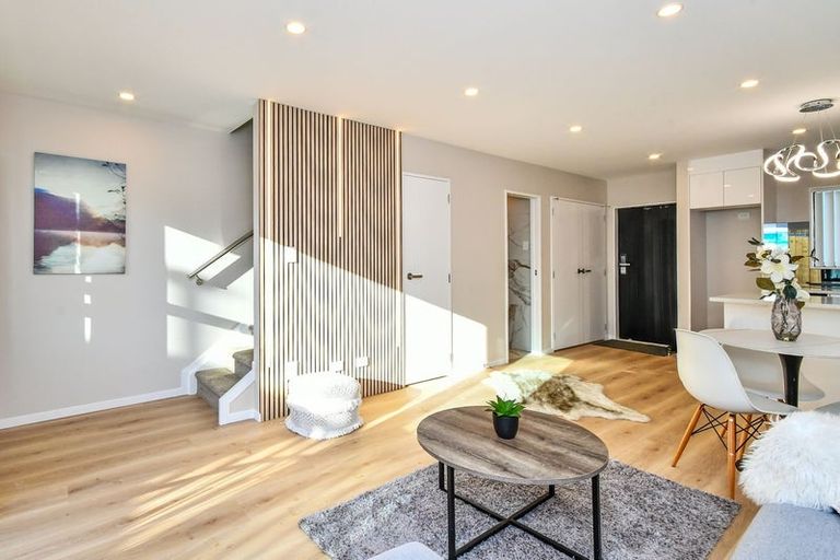 Photo of property in 27 Landscape Road, Papatoetoe, Auckland, 2025