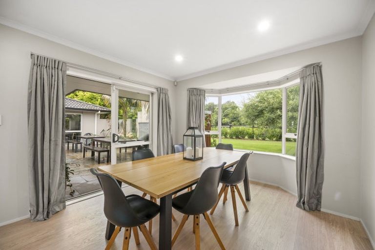 Photo of property in 1 Frank Knight Place, Waiuku, 2123