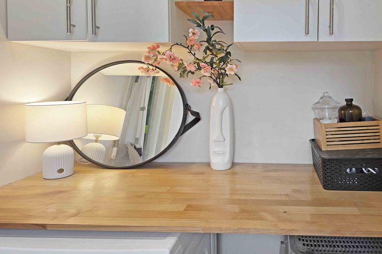 Photo of property in 86a Colwill Road, Massey, Auckland, 0614