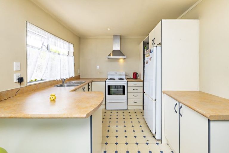 Photo of property in 39 Robert Skelton Place, Clendon Park, Auckland, 2103