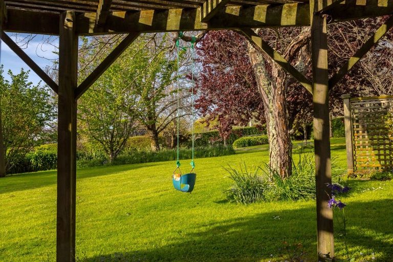 Photo of property in 620 Te Whiti Road, Te Whiti, Masterton, 5884