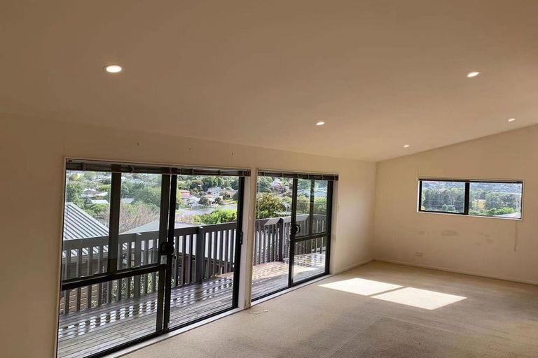 Photo of property in 6/76 Target Road, Totara Vale, Auckland, 0629