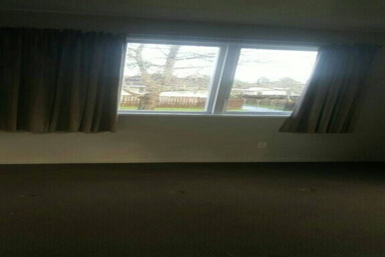 Photo of property in 9 Huia Street, Waiuku, 2123