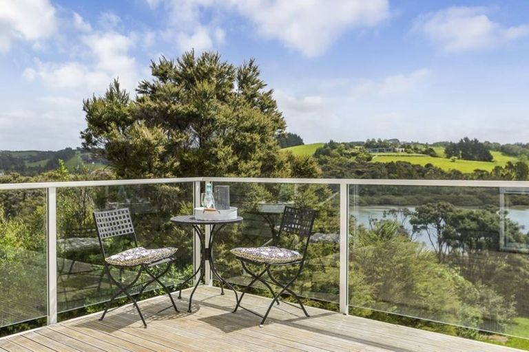 Photo of property in 20 Green Road, Matakana, Warkworth, 0985