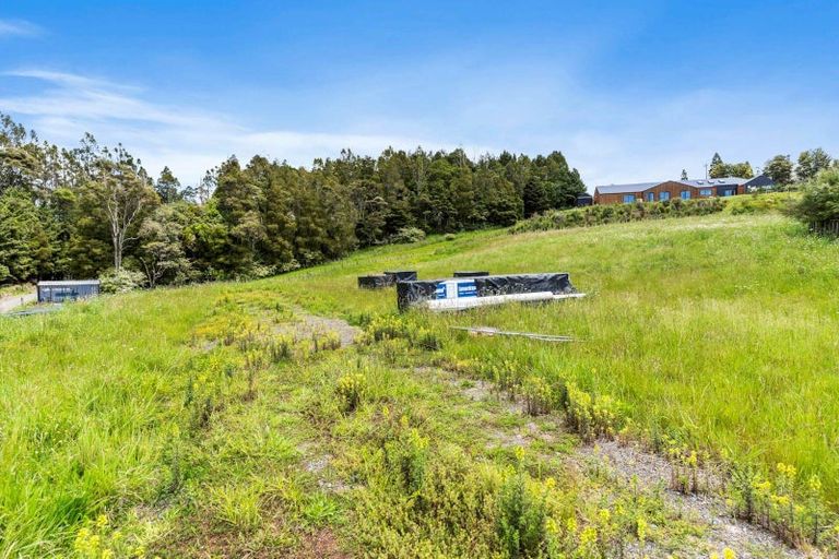 Photo of property in 16 Waymau Lane, Coatesville, 0792