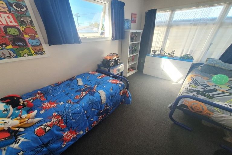 Photo of property in 2/15 Daniels Road, Redwood, Christchurch, 8051