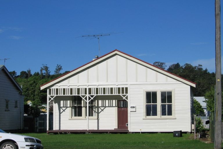 Photo of property in 43 Ormond Road, Whataupoko, Gisborne, 4010